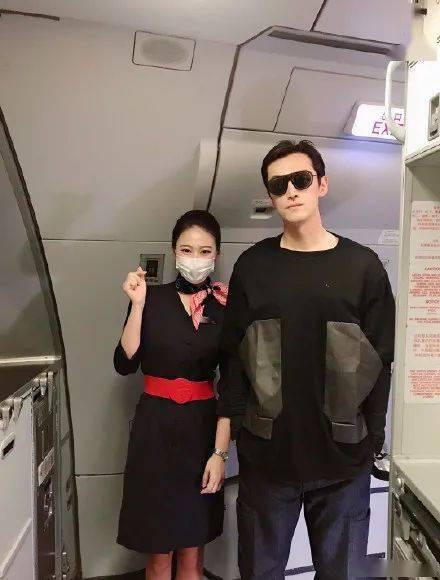 热门吃瓜空姐视频,揭秘幕后故事与网友热议  第1张